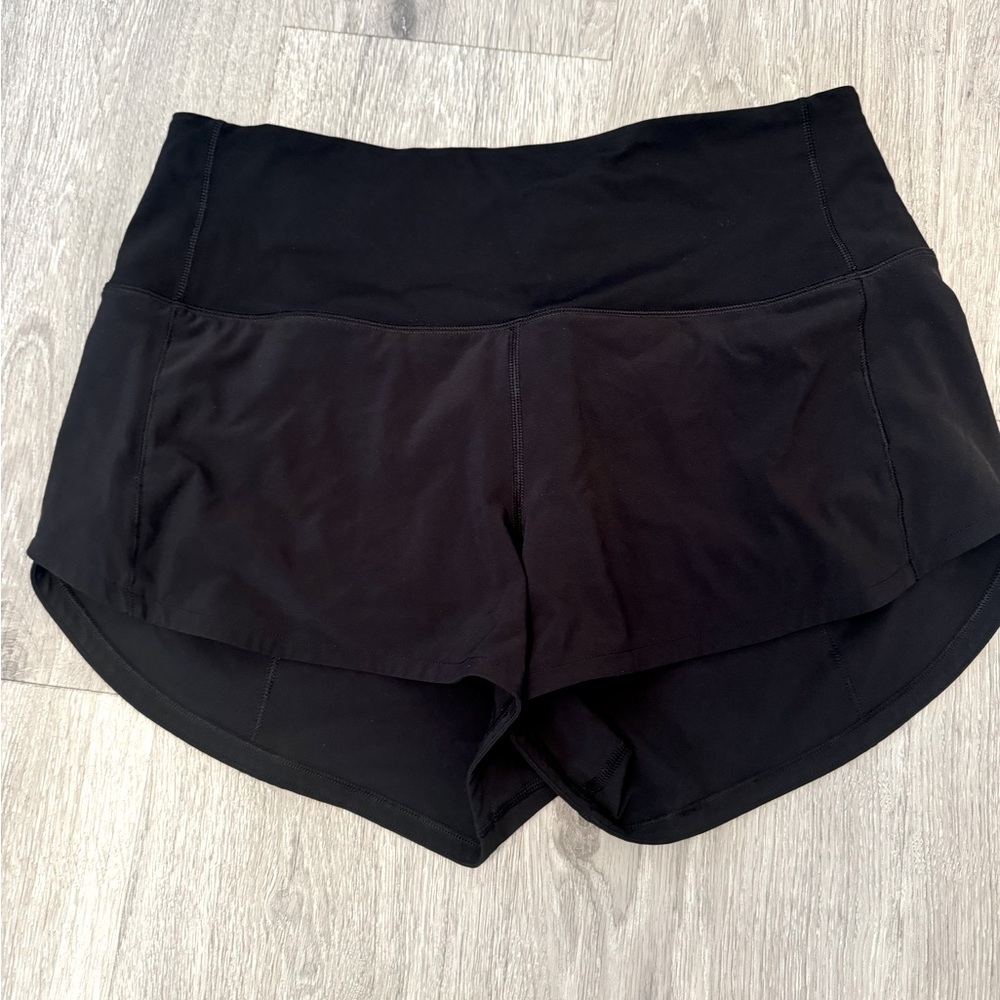 Lululemon Speed Up Shorts Size 6
